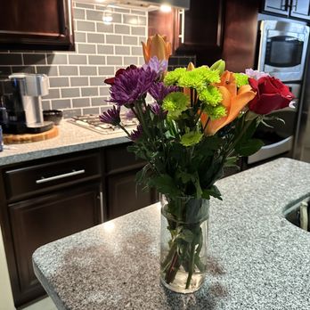 Miracle Flowers - One of a Kind (Large) Bouquet - Birthday for $69.99 - Florists Near Me - Folsom, California Miracle Flowers - One of a Kind (Large) Bouquet - Birthday for $69.99 - Florists Near Me - Folsom, California