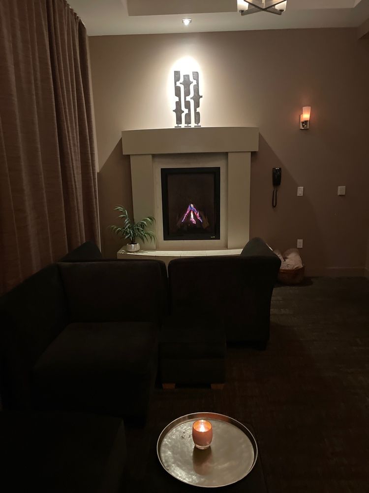 RUMI SIMONE 61 Photos & 84 Reviews 345 1st St, Lake Oswego, Oregon