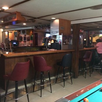 Old Clover Inn - Pretty empty for a thirsty Thursday. Had a beer Bud, played some pool ate a heggie's and that is about it. - Dive Bars Near Me - Saint Paul, Minnesota Old Clover Inn - Pretty empty for a thirsty Thursday. Had a beer Bud, played some pool ate a heggie's and that is about it. - Dive Bars Near Me - Saint Paul, Minnesota
