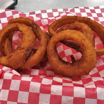 Lews - Food Trucks Near Me - Estacada, Oregon