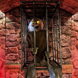 Spirit Halloween