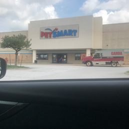 Exterior photo of PetSmart - Davenport, Iowa Exterior photo of PetSmart - Davenport, Iowa
