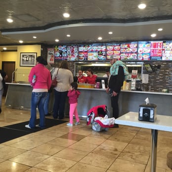 El Rinconsito - Wenatchee - The colorful front counter. - Mexican Near Me - Wenatchee, Washington