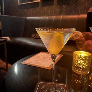 S Bar Las Vegas - Martini - Cocktail Bars Near Me - Las Vegas, Nevada S Bar Las Vegas - Martini - Cocktail Bars Near Me - Las Vegas, Nevada