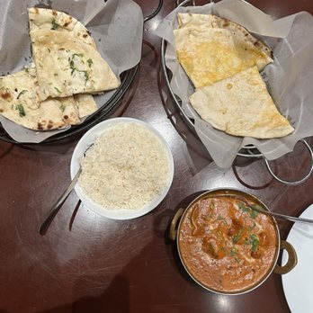 Paradise Tavern - Tikka Masala, Garlic Naan, Cheese Kulcha - Sports Bars Near Me - Lone Tree, Colorado Paradise Tavern - Tikka Masala, Garlic Naan, Cheese Kulcha - Sports Bars Near Me - Lone Tree, Colorado