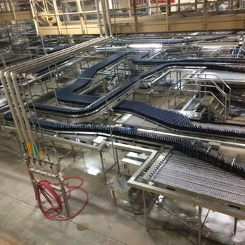 Budweiser Brewery Experience - The production line. Reminds me of Laverne & Shirley! - Beer Tours Near Me - Merrimack, New Hampshire