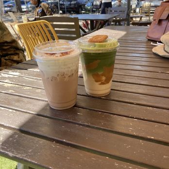 Lull Cafe - Biscoff matcha latte and rose chai - Breakfast & Brunch Near Me - Tampa, Florida