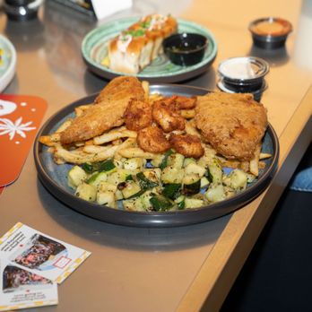 California Fish Grill - Seafood Near Me - Fairfax, Virginia California Fish Grill - Seafood Near Me - Fairfax, Virginia