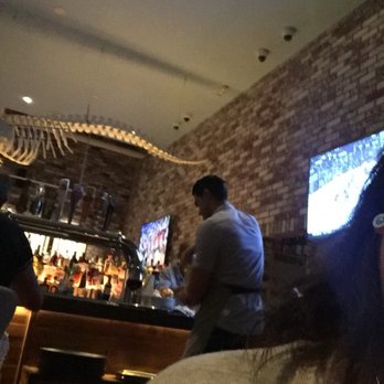 Herringbone Waikiki - Seafood Near Me - Honolulu, Hawaii
