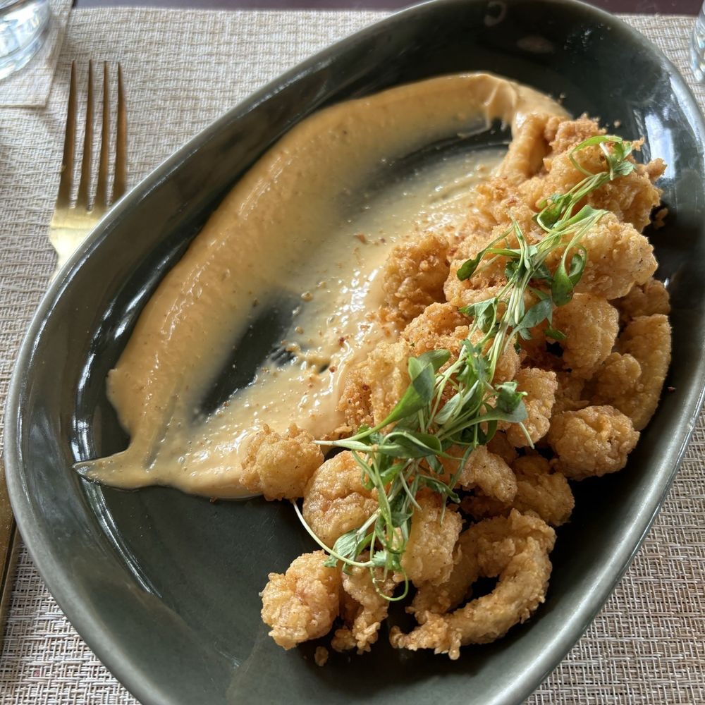 CRISPY ROCK SHRIMP & CALAMARI CRISPY ROCK SHRIMP & CALAMARI