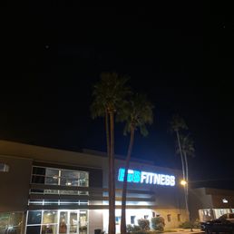 Exterior photo of EōS Fitness - Phoenix, Arizona Exterior photo of EōS Fitness - Phoenix, Arizona