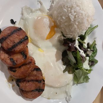 Liliha Bakery - Portuguese sausage and eggs - Bakeries Near Me - Honolulu, Hawaii Liliha Bakery - Portuguese sausage and eggs - Bakeries Near Me - Honolulu, Hawaii