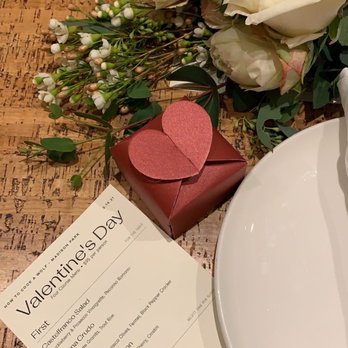 How to Cook a Wolf - Valentines day menu, 30$ worth of bouquet and chocolates (not worth at all) - Italian Near Me - Seattle, Washington