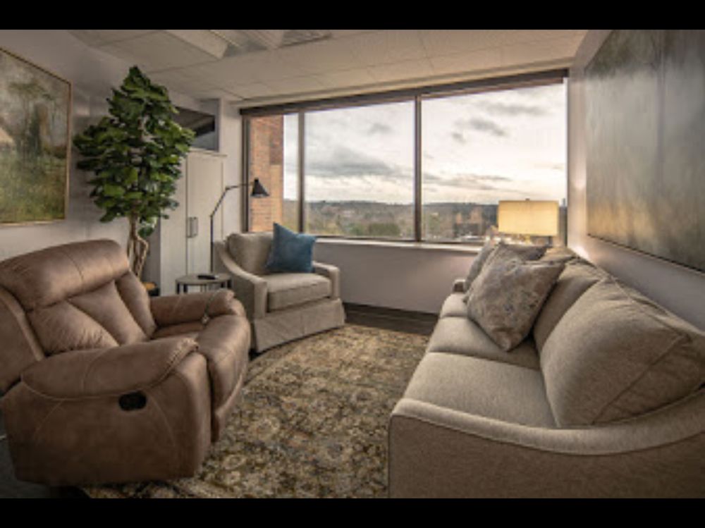 THERAPEUTIC INFUSION CENTERS Updated October 2024 415 N McKinley