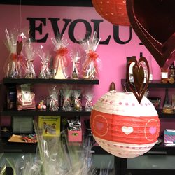 Evolution Artisan Confections - Getting ready for Valentines Day