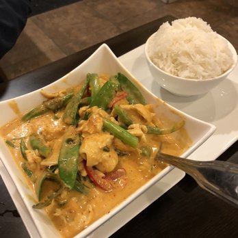 Buuz Thai Eatery - Penang Curry - Thai Near Me - Arlington, Virginia