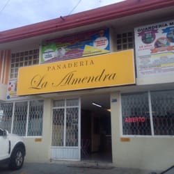 La Almendra