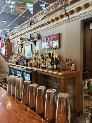 Guthries Tavern by null Guthries Tavern by null