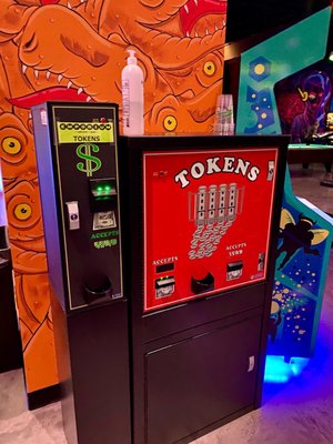 Emporium Las Vegas is Now Asylum Bar + Arcade by null