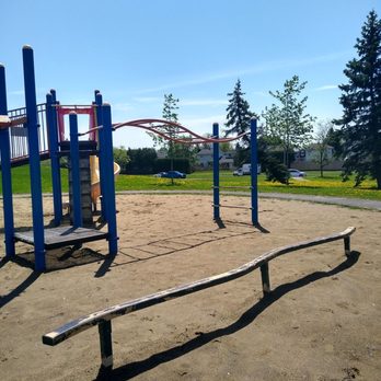Barnabe Park - Parks Near Me - Ottawa, Ontario