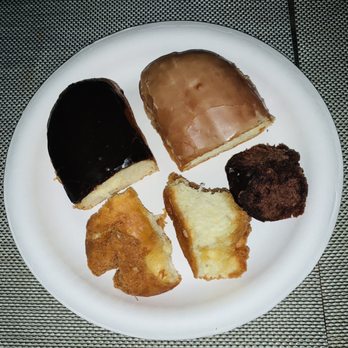 Donut Hut - Clockwise: Chocolate bar, Maple bar, Devil's food cake, Buttermilk (two chunks at the bottom) - Donuts Near Me - San Juan Capistrano, California Donut Hut - Clockwise: Chocolate bar, Maple bar, Devil's food cake, Buttermilk (two chunks at the bottom) - Donuts Near Me - San Juan Capistrano, California