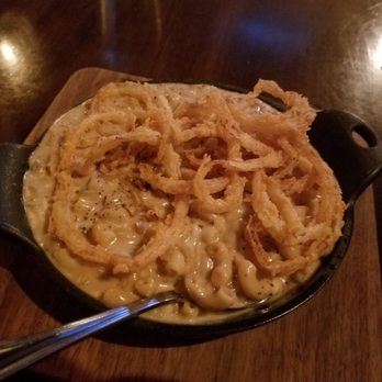 Bosscat Kitchen & Libations - French Onion Mac-n-cheese - New American Near Me - Houston, Texas Bosscat Kitchen & Libations - French Onion Mac-n-cheese - New American Near Me - Houston, Texas