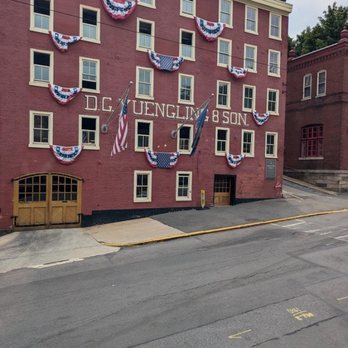 D.G. Yuengling & Son - Brewery tour at D.G. Yuengling & Co, Pottsville - Breweries Near Me - Pottsville, Pennsylvania