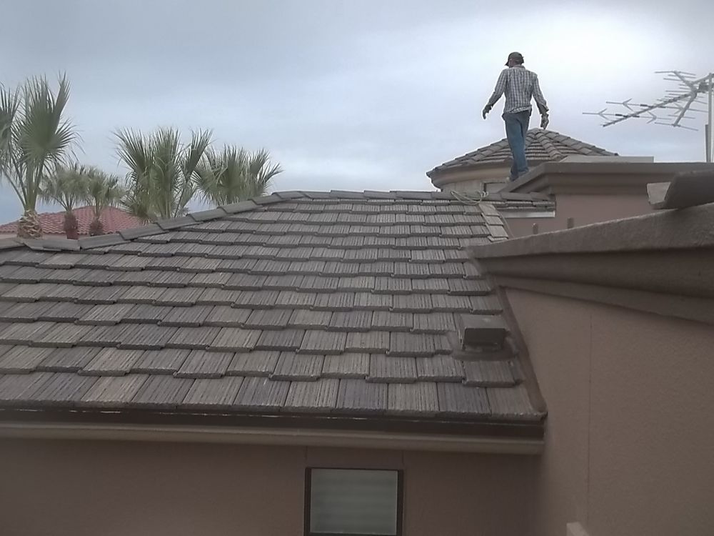 Slide of Roger Romero Roofing