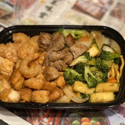 House Special noodles