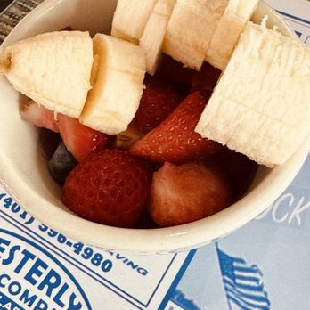 Kitchen Little - Side of fruit - Breakfast & Brunch Near Me - Mystic, Connecticut