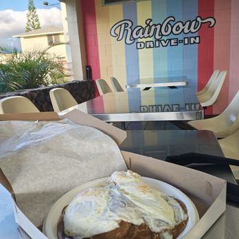 Rainbow Drive-In - Loco Moco for dinner - Hawaiian Near Me - Honolulu, Hawaii