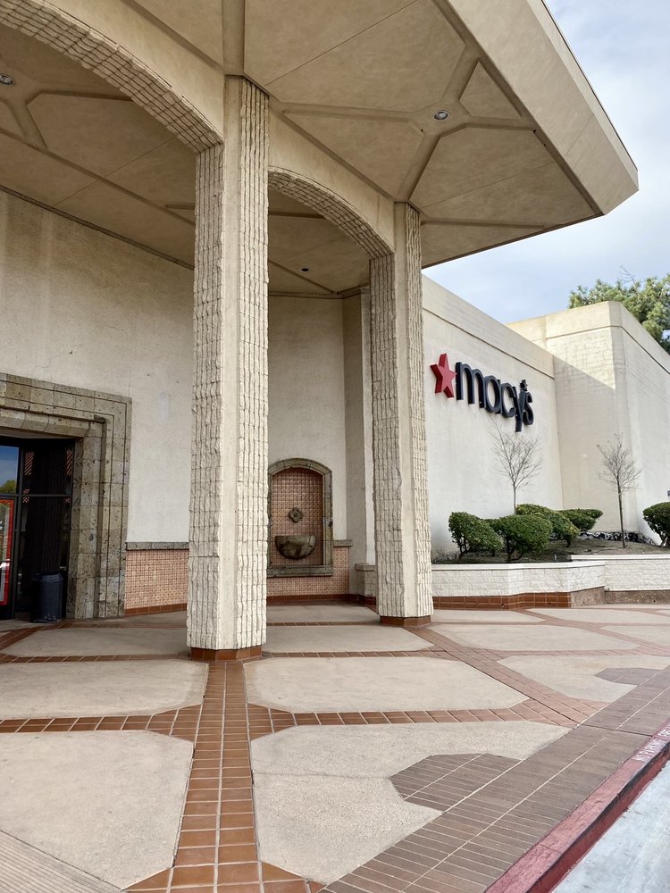MACY’S Updated July 2024 111 Photos & 173 Reviews 590 W Hillcrest