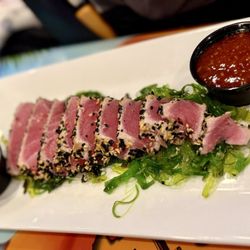 Coins Pub & Restaurant - Ahi Tuna