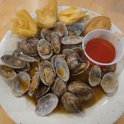 Hibachi Grill & Supreme Buffet - Plate #4 - Asian clams, crab rangoon, chicken nugget