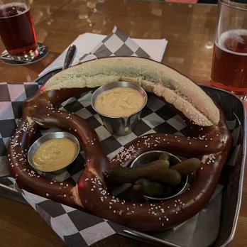 South Street Brewery - Jumbo pretzel - Breweries Near Me - Charlottesville, Virginia