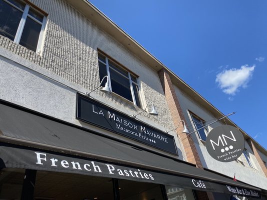 La Maison Navarre - Pastry, Bistro, Wine Bar by null