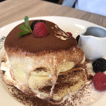 Fluffy Fluffy Dessert Cafe - Desserts Near Me - Toronto, Ontario Fluffy Fluffy Dessert Cafe - Desserts Near Me - Toronto, Ontario