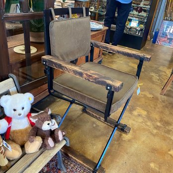 Vanderlei Vintage - Mexican chair - Antiques Near Me - Solvang, California