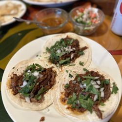 La Cabaña Restaurant - Beef taco