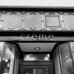 Exterior outside entrance of Crème Bakery - Often a line in front - Claremont, California Exterior outside entrance of Crème Bakery - Often a line in front - Claremont, California