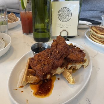 Liberty Common - Nashville hot Chicken and Waffle - Southern Near Me - Nashville, Tennessee