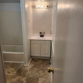 Double AK - Bathroom job when we finished with new vanity and paint - Heating & Air Conditioning/HVAC Near Me - Nottingham, Maryland Double AK - Bathroom job when we finished with new vanity and paint - Heating & Air Conditioning/HVAC Near Me - Nottingham, Maryland