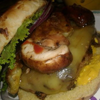 Smart & Final Extra! - Burgers made from smart n final Angus burger patties - Grocery Near Me - Colton, California