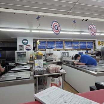 Handy Hill Creamery - Ice Cream & Frozen Yogurt Near Me - Westport, Massachusetts Handy Hill Creamery - Ice Cream & Frozen Yogurt Near Me - Westport, Massachusetts