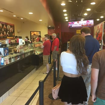 Cold Stone Creamery - Long line. Oh well. I shall wait. - Ice Cream & Frozen Yogurt Near Me - Chesapeake, Virginia Cold Stone Creamery - Long line. Oh well. I shall wait. - Ice Cream & Frozen Yogurt Near Me - Chesapeake, Virginia