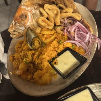 Victoria's Pisco Lounge - Arroz de Mariscos Special - Peruvian Near Me - Lake Worth, Florida Victoria's Pisco Lounge - Arroz de Mariscos Special - Peruvian Near Me - Lake Worth, Florida
