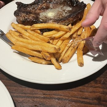 Hard Rock Cafe - Burgers Near Me - Honolulu, Hawaii Hard Rock Cafe - Burgers Near Me - Honolulu, Hawaii