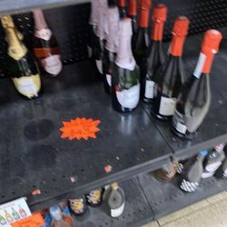 Marshfield Wine & Spirits