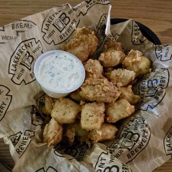 Lakefront Brewery - Delicious cheese curds - Breweries Near Me - Milwaukee, Wisconsin