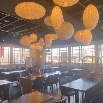 Banh & Bowl - Inside - Vietnamese Near Me - Markham, Ontario Banh & Bowl - Inside - Vietnamese Near Me - Markham, Ontario